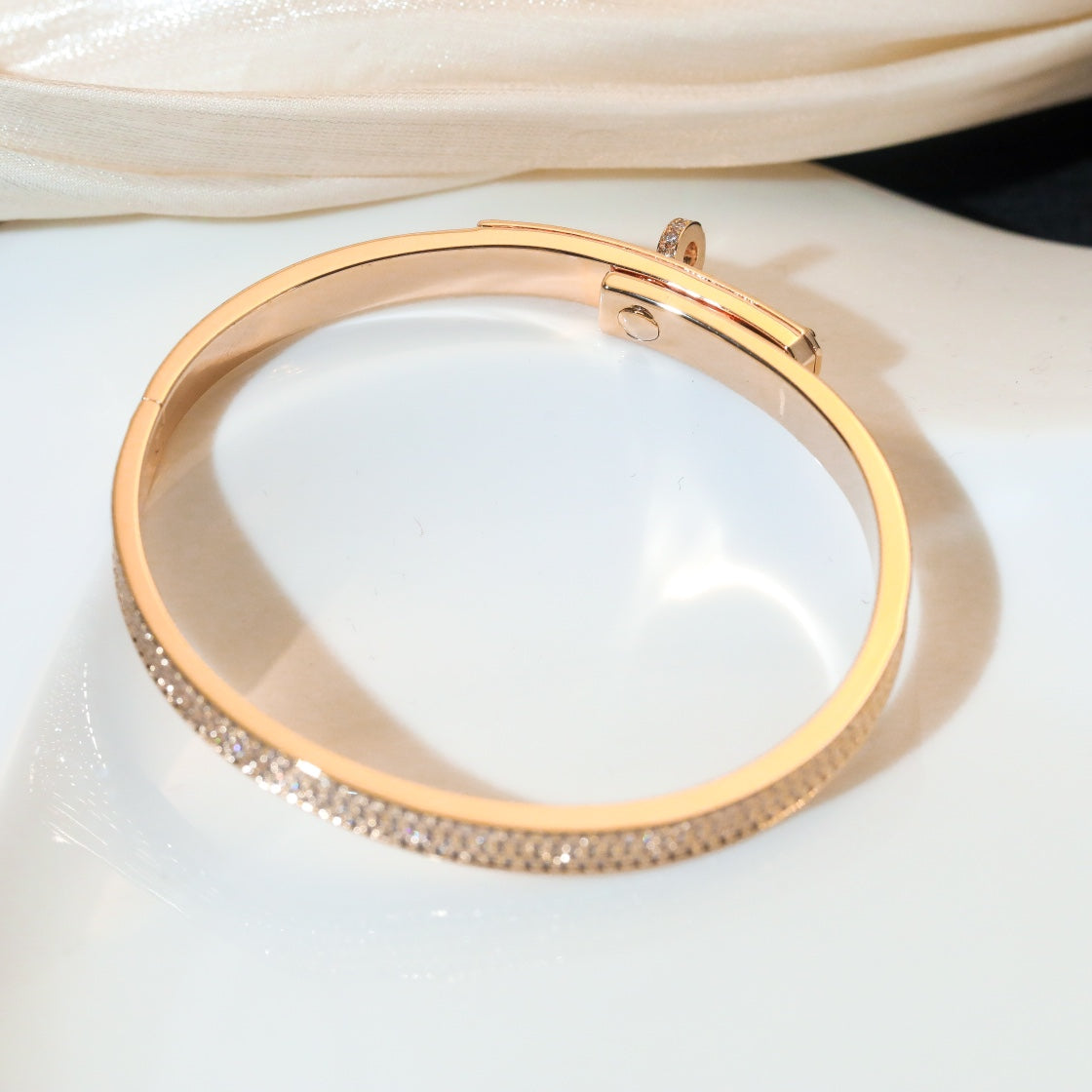 [BLUE TEARS]KELLY BRACELET DIAMOND PAVED