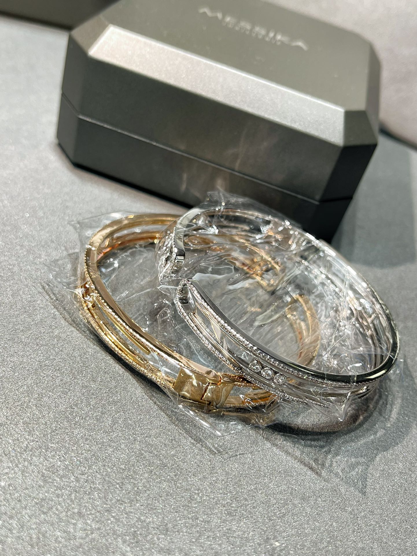 [Blue Tears Jewelry]MOVE 10TH PAVED DIAMOND BRACELET