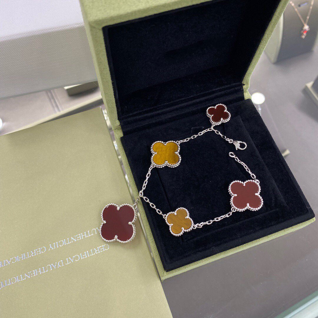 [BLUE TEARS]CLOVER 5 MOTIFS SIVLER CARNELIAN TIGER EYE BRACELET