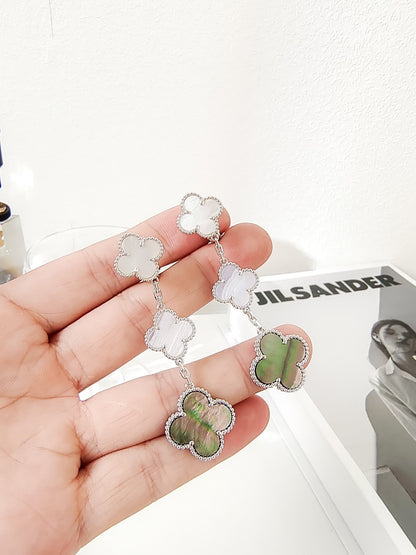 [BLUE TEARS]CLOVER 3 MOTIFS CHALCEDONY DARK MOP SILVER EARRINGS