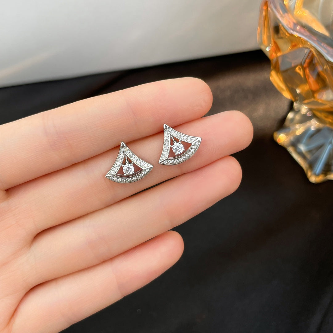 [BLUE TEARS]DREAM MINI DIAMOND STUD EARRINGS