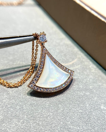 [BLUE TEARS]DREAM MOP DIAMOND PAVED PINK GOLD NECKLACE