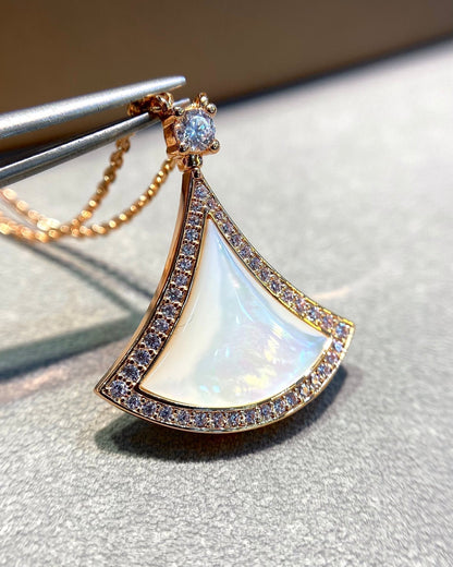 [BLUE TEARS]DREAM MOP DIAMOND PAVED PINK GOLD NECKLACE