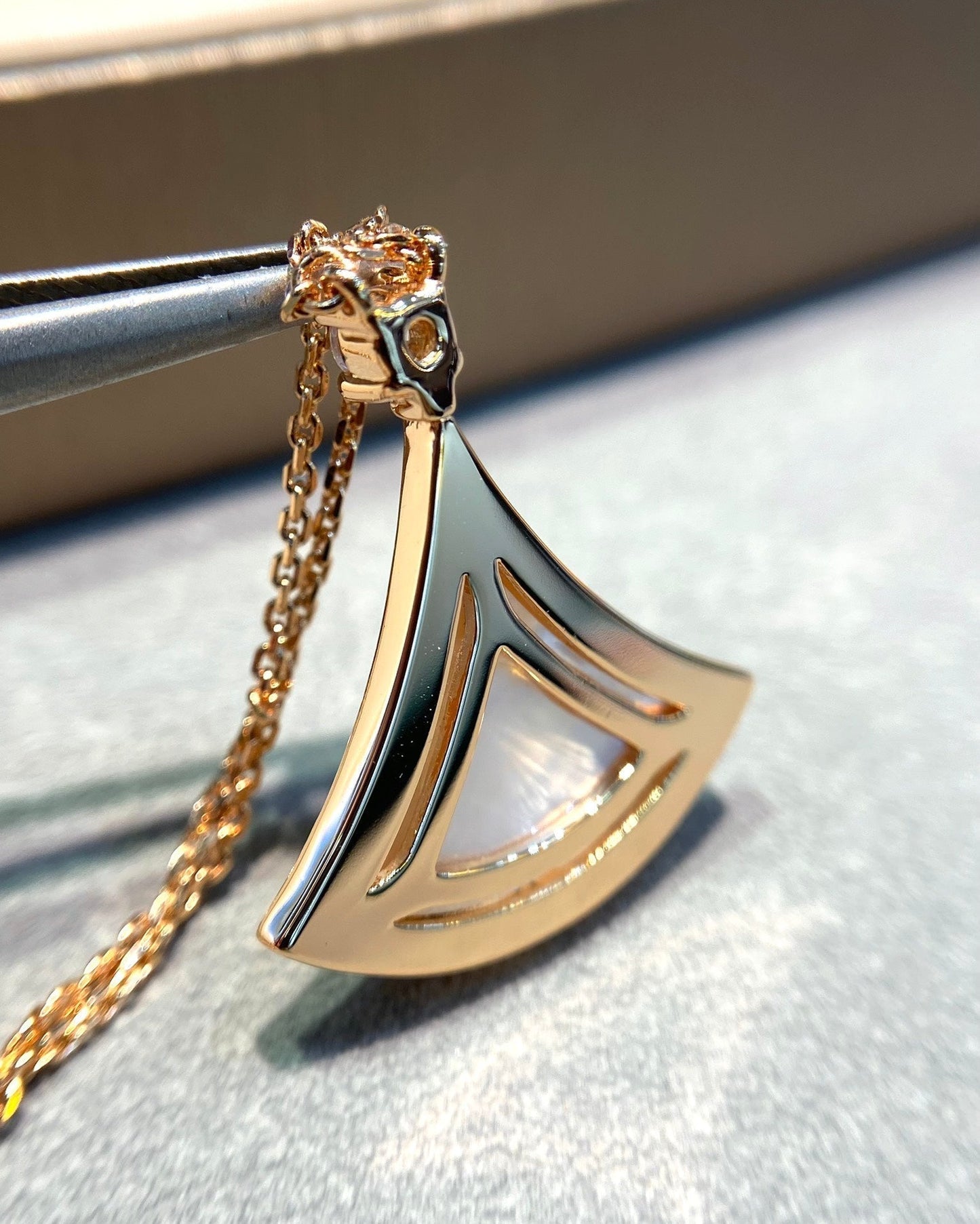 [BLUE TEARS]DREAM MOP DIAMOND PAVED PINK GOLD NECKLACE