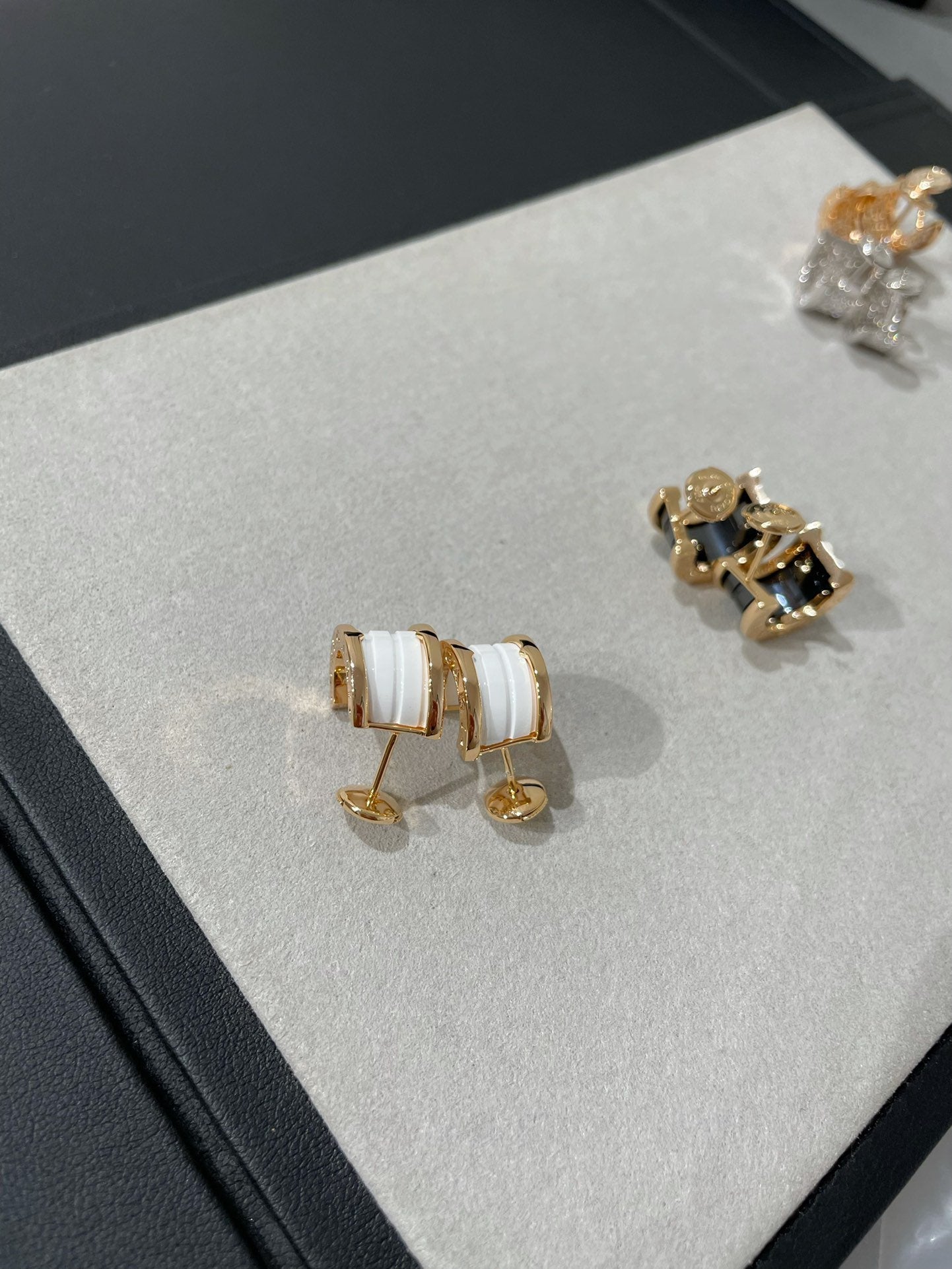 [BLUE TEARS]ZERO 1 PINK GOLD CERAMIC EARRINGS