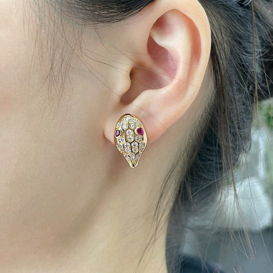 [BLUE TEARS]SERPENT DIAMOND STUD EARRINGS