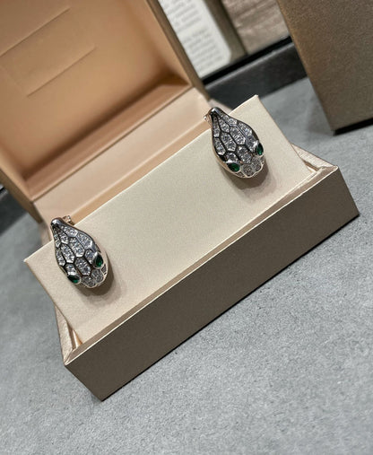 [BLUE TEARS]SERPENT DIAMOND STUD EARRINGS
