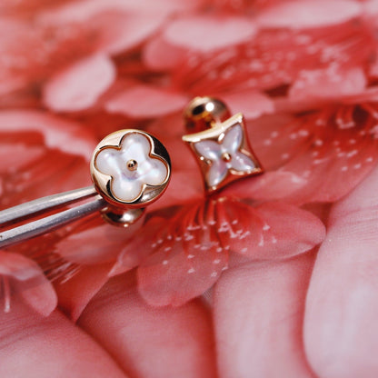 [BLUE TEARS]STAR AND SUN PINK GOLD MOP STUD EARRINGS