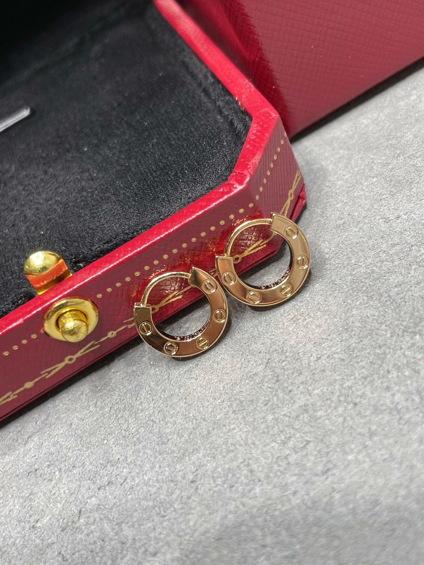 [BLUE TEARS]LOVE MINI EARRINGS