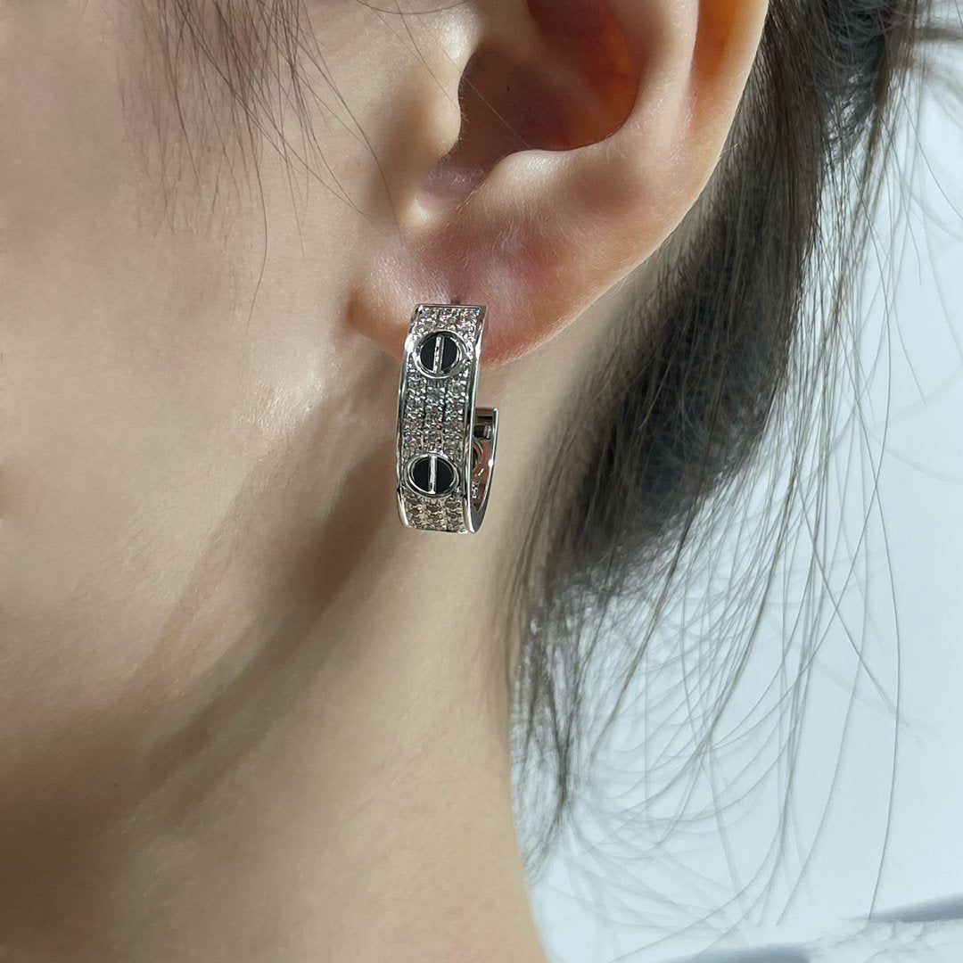 [BLUE TEARS]LOVE CERAMIC DIAMOND PAVED SILVER EARRINGS