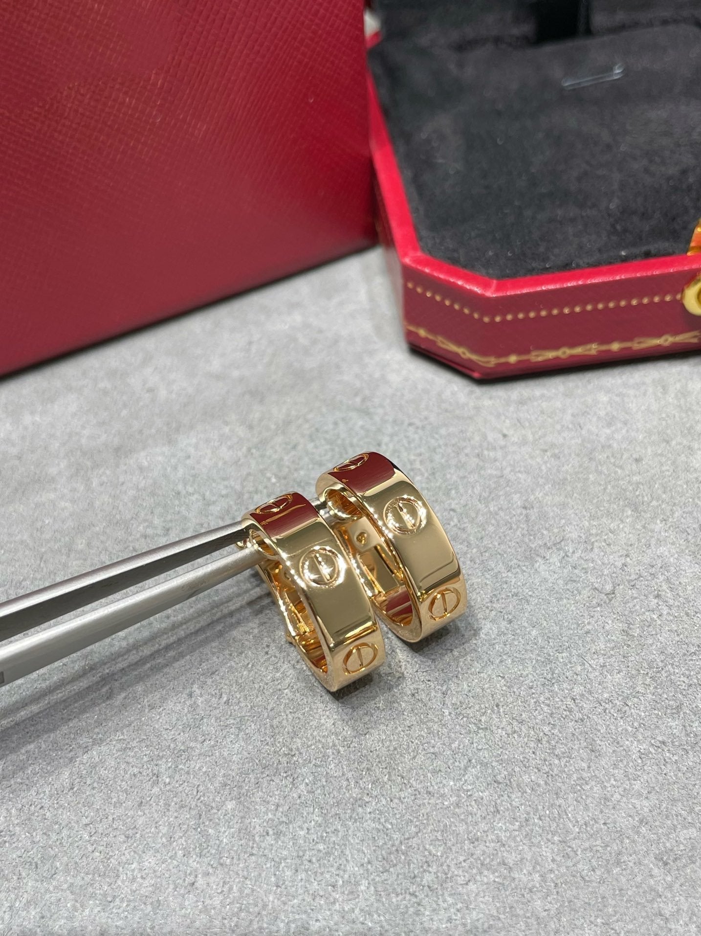 [BLUE TEARS]LOVE 5.5MM EARRINGS