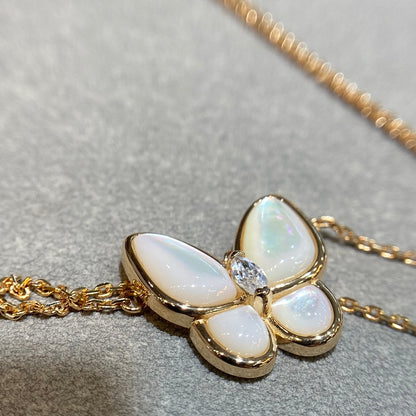 [BLUE TEARS]BUTTERFLY MOP DIAMOND NECKLACE