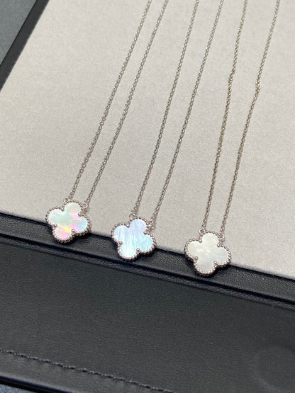 [BLUE TEARS]CLOVER MEDIUM SILVER WHITE MOP NECKLACE