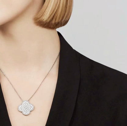 [BLUE TEARS]CLOVER 25MM LARGE PENDANT DIAMOND PAVED SILVER NECKLACE