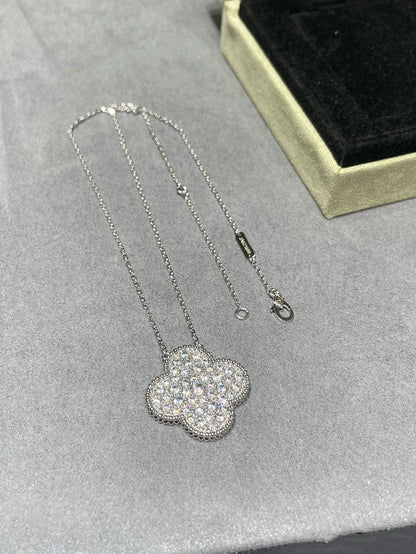[BLUE TEARS]CLOVER 25MM LARGE PENDANT DIAMOND PAVED SILVER NECKLACE