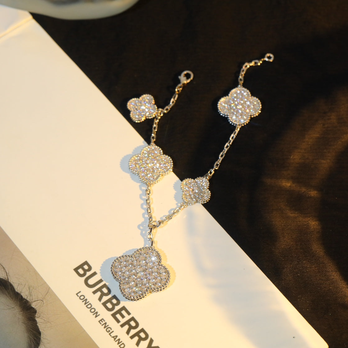 [BLUE TEARS]CLOVER BRACELET 5 MOTIF SILVER DIAMOND PAVED