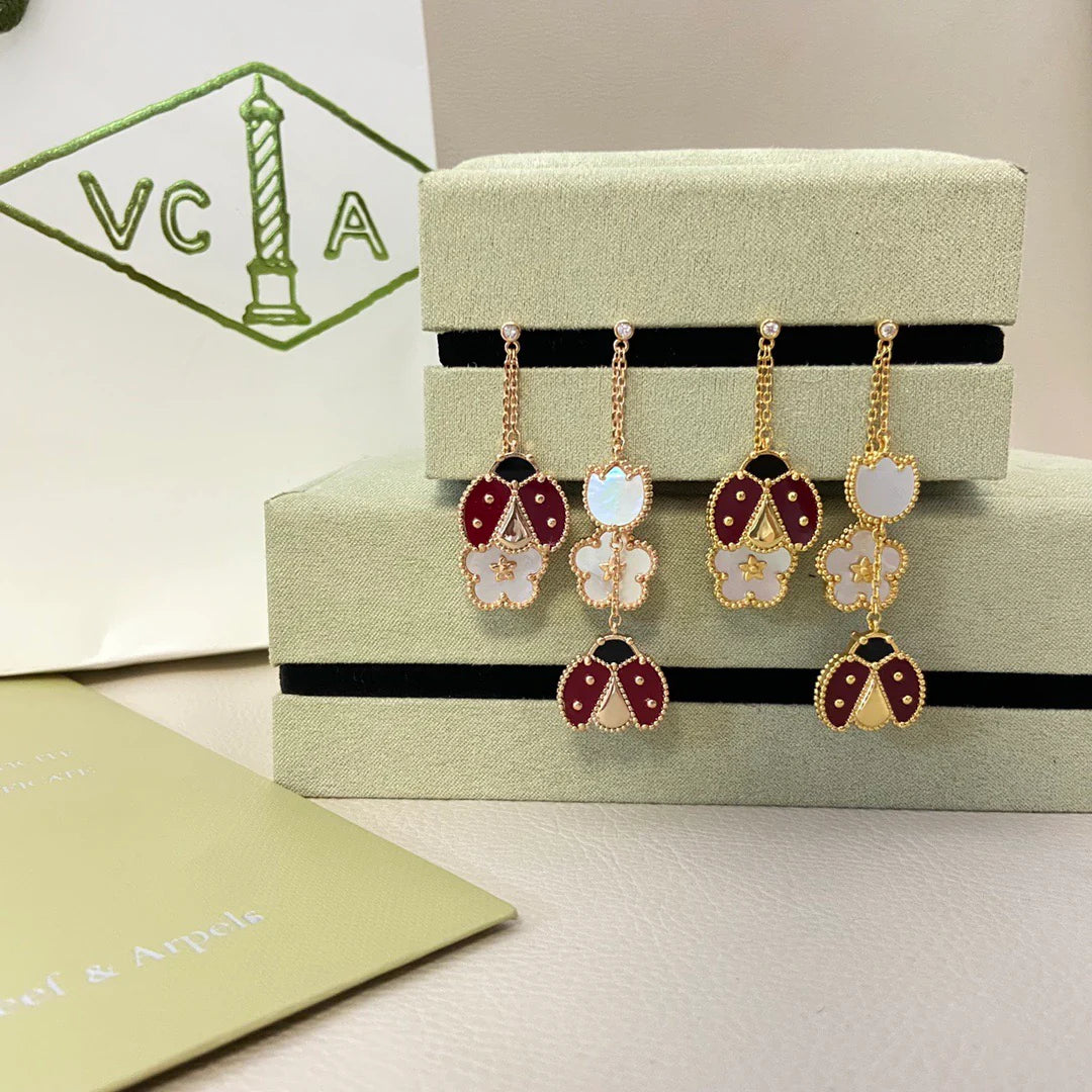 [BLUE TEARS]CLOVER MEDIUM 1 MOTIFS CARNELIAN EARRINGS