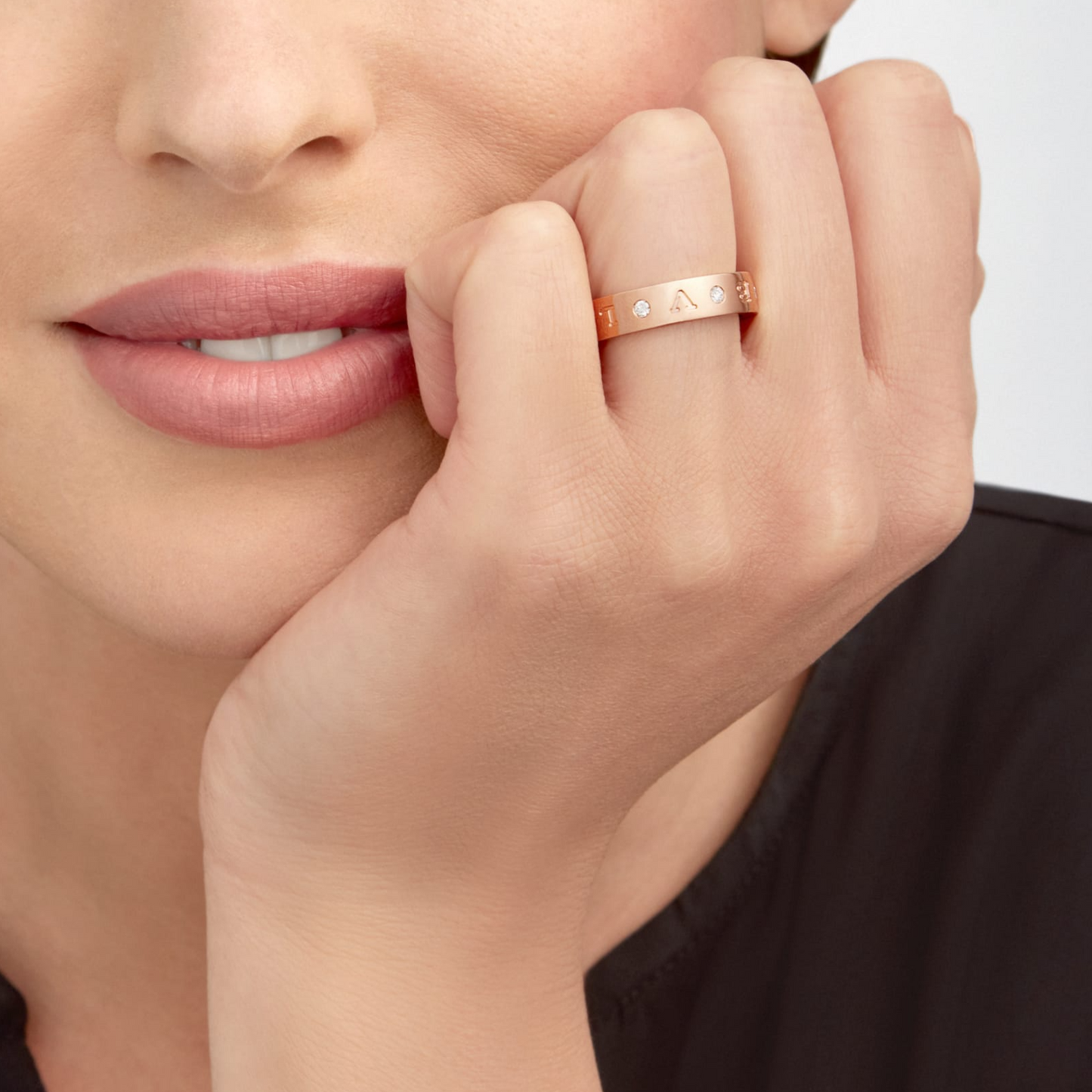 [BLUE TEARS]ZERO 1 ESSENTIAL PINK GOLD BAND WITH DIAMONDS RING