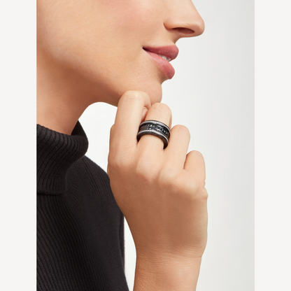 [BLUE TEARS]ZERO 1 ROCK FOUR-BAND BLACK CERAMIC WITH STUDDED SPIRAL AND PAVED DIAMONDS RING