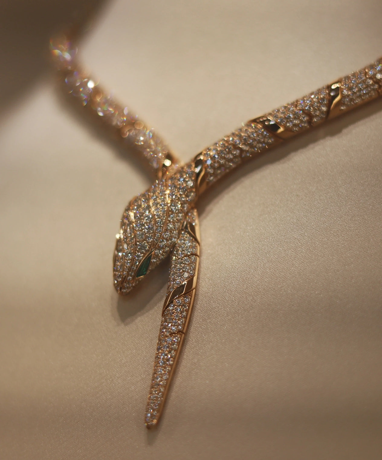 [BLUE TEARS  ]HAUTE COUTURE GOLD SERPENTI NECKLACE