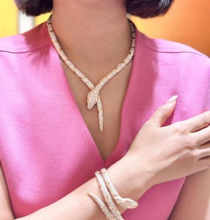 [BLUE TEARS  ]HAUTE COUTURE GOLD SERPENTI NECKLACE