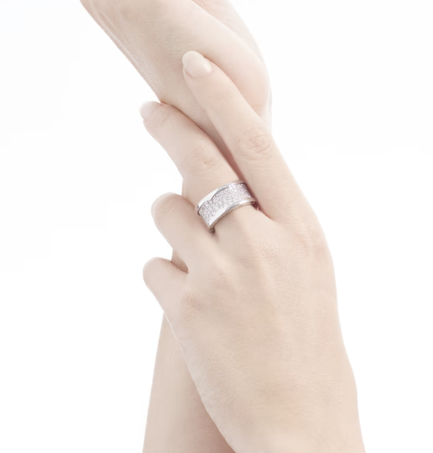 [BLUE TEARS]ZERO 1 WITH PAVED DIAMONDS ON THE SPIRAL RING