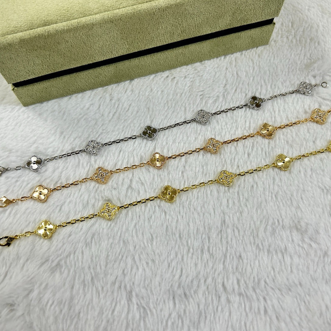 [BLUE TEARS]CLOVER 6 MOTIF DIAMOND LASER BRACELET