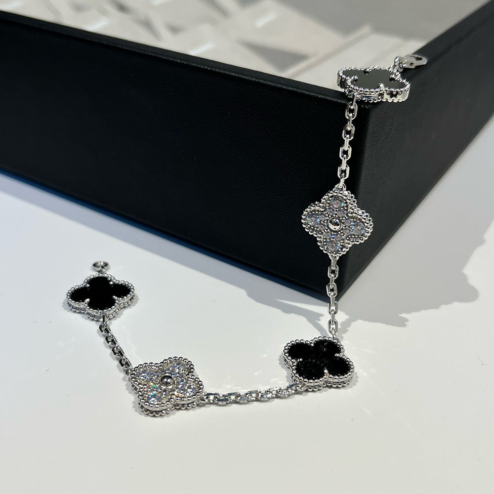 [BLUE TEARS]CLOVER 5 MOTIF ONYXS DIAMOND BRACELET SILVER