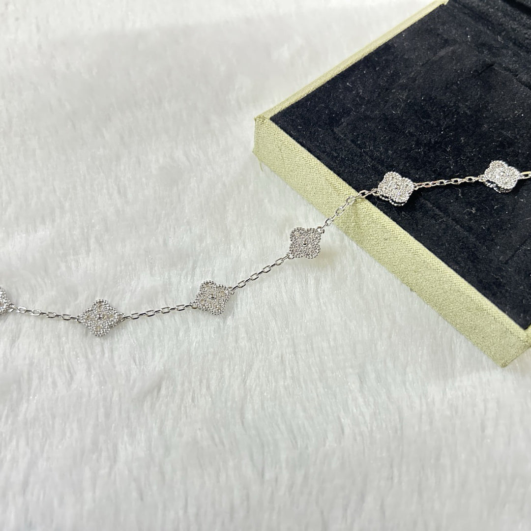 [BLUE TEARS]CLOVER 6 MOTIF DIAMOND BRACELET