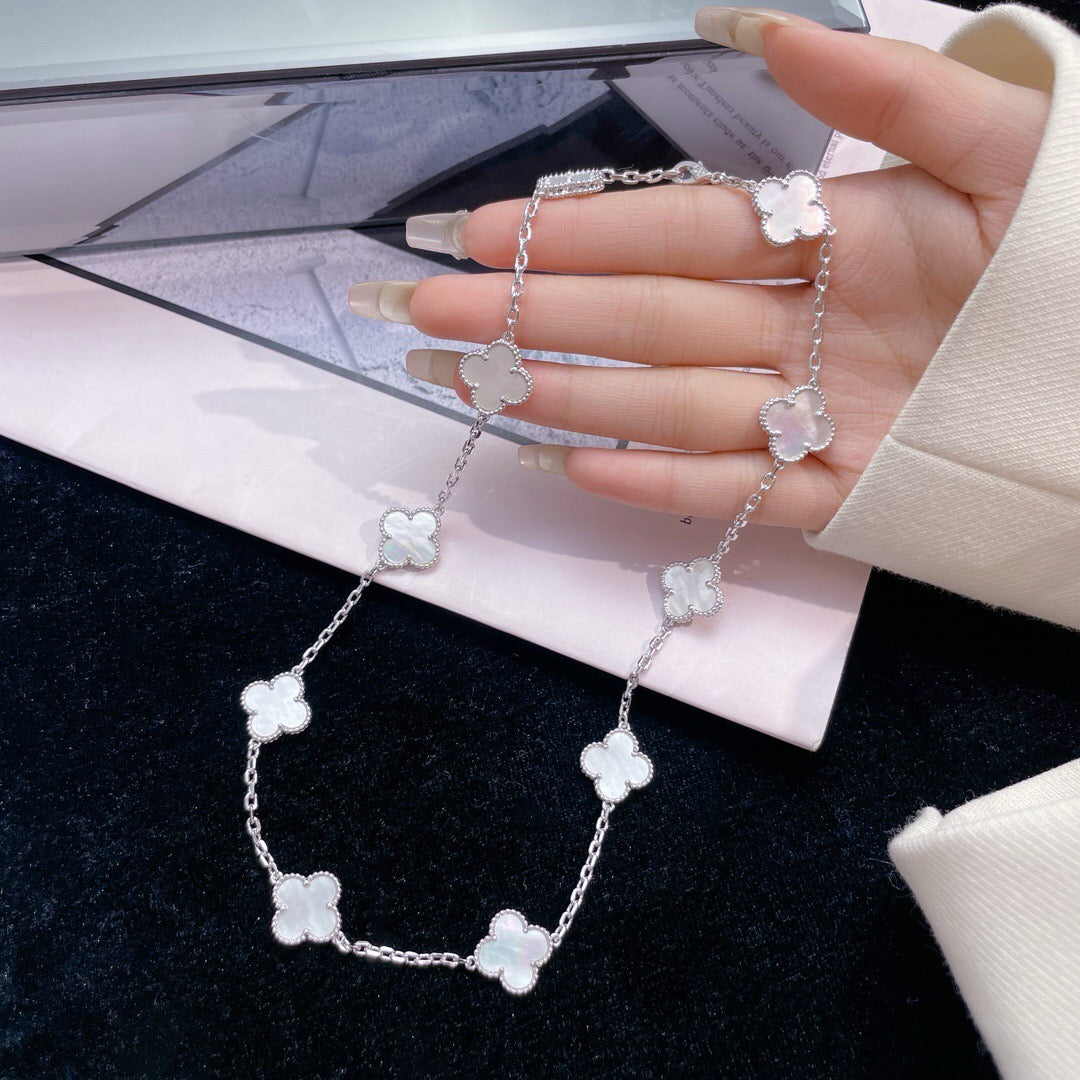 [BLUE TEARS]CLOVER 10 MOTIFS WHITE MOTHER OF PEARL NECKLACE