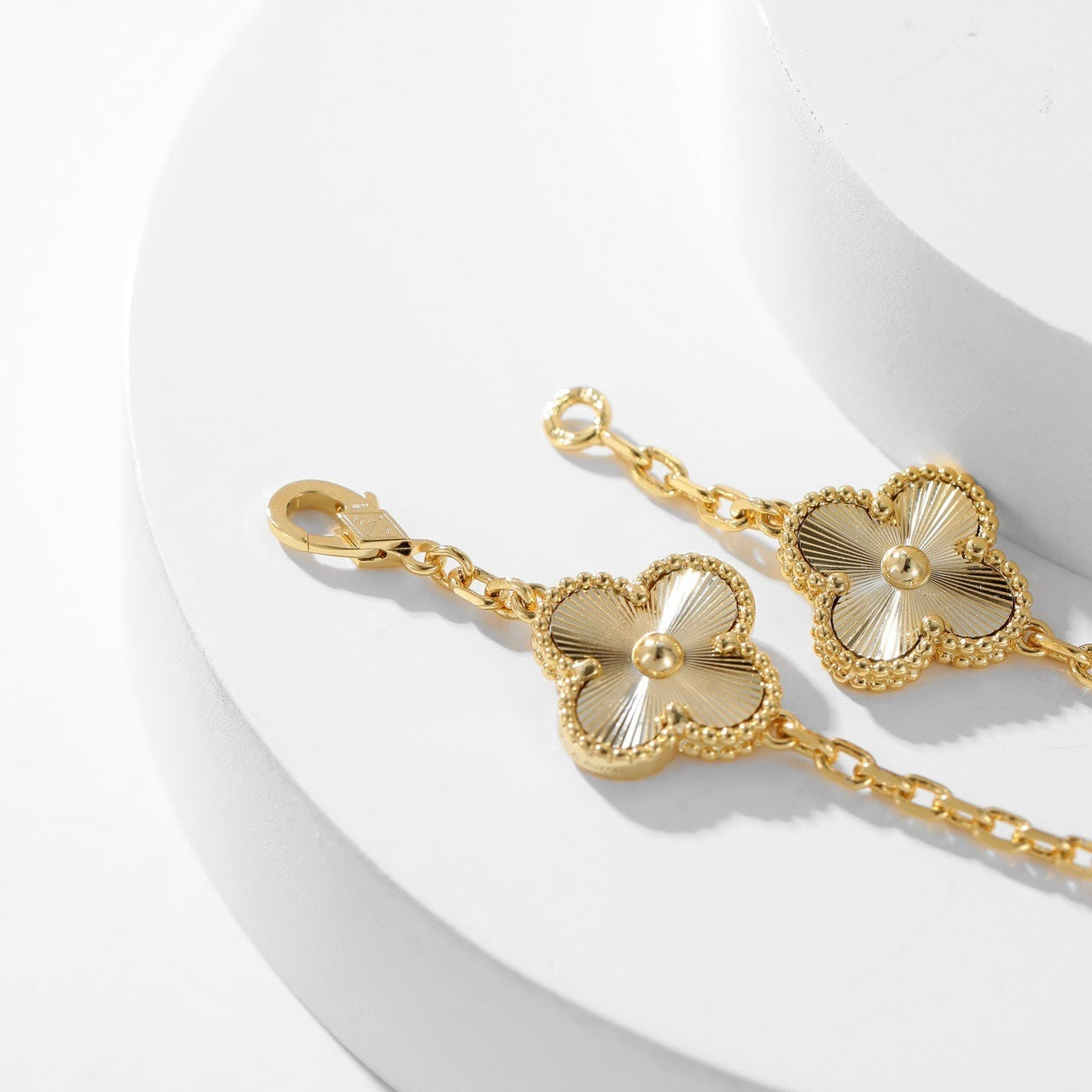 [BLUE TEARS]CLOVER 10 MOTIFS LASER NECKLACE