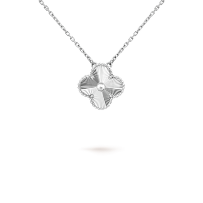 [BLUE TEARS]CLOVER 15MM LASER NECKLACE SILVER