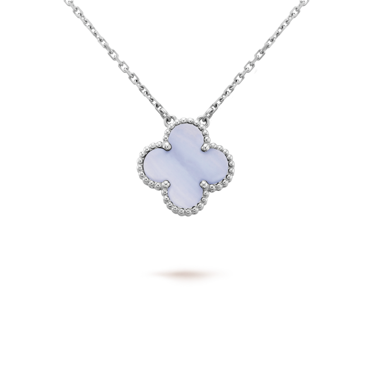 [BLUE TEARS]CLOVER 15MM BLUE CHALCEDONY NECKLACE SILVER