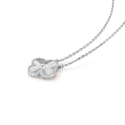 [BLUE TEARS]CLOVER 15MM LASER NECKLACE SILVER