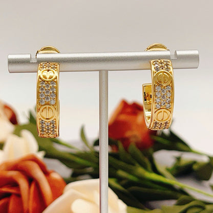 [Blue Tears Jewelry]LOVE 5.5MM DIAMOND PAVED EARRINGS