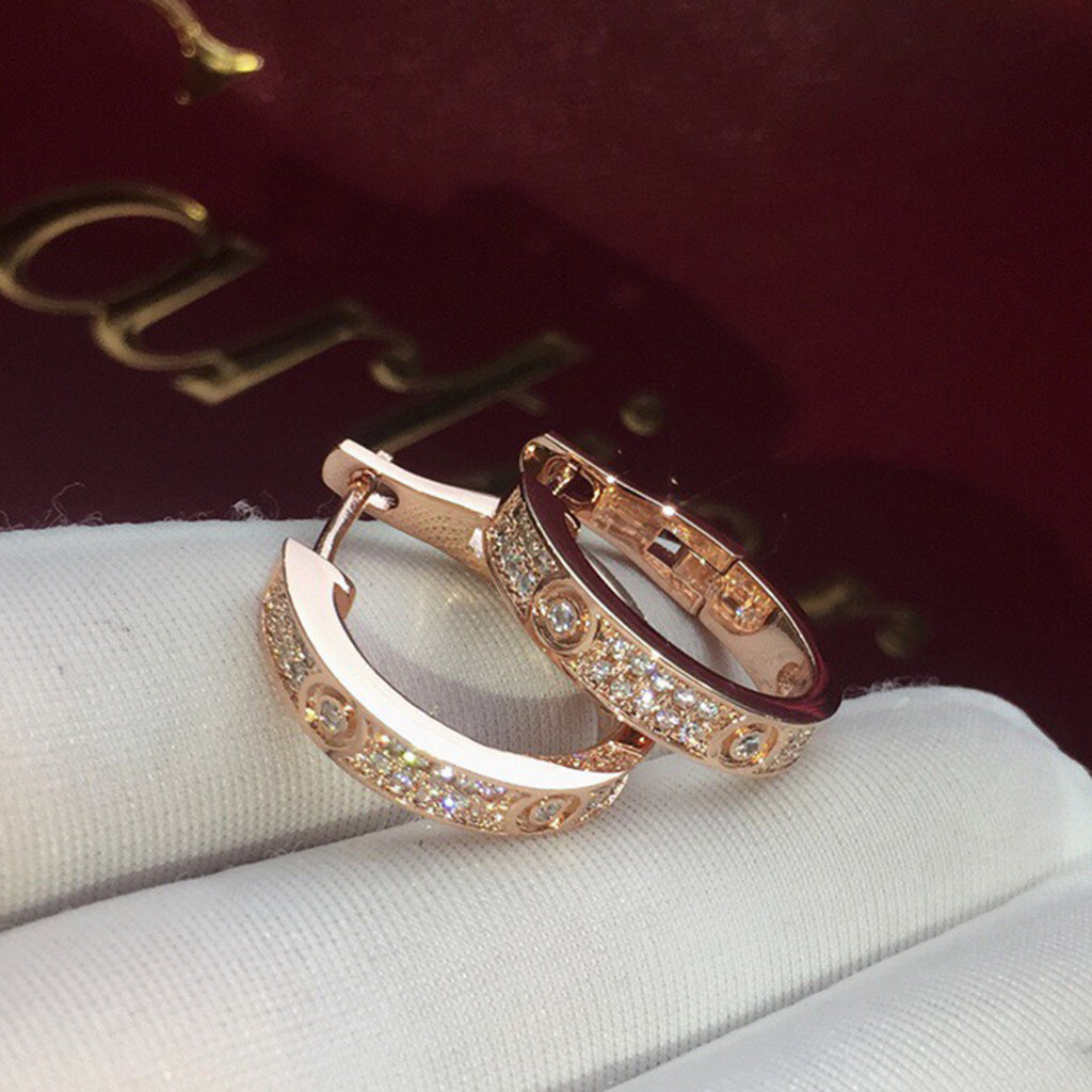 [Blue Tears Jewelry]LOVE 5.5MM DIAMOND PAVED EARRINGS
