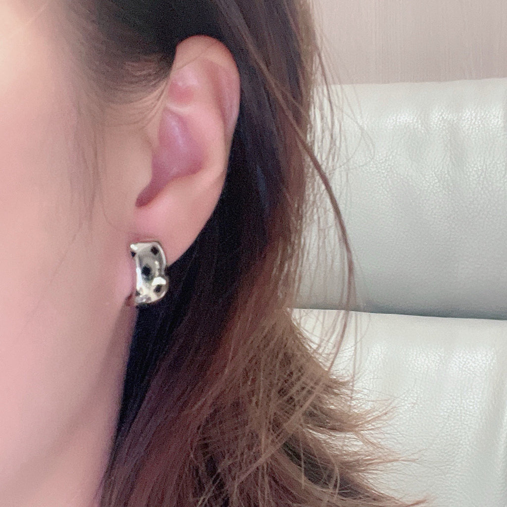 [Blue Tears Jewelry]PANTHERE MINI  EARRINGS