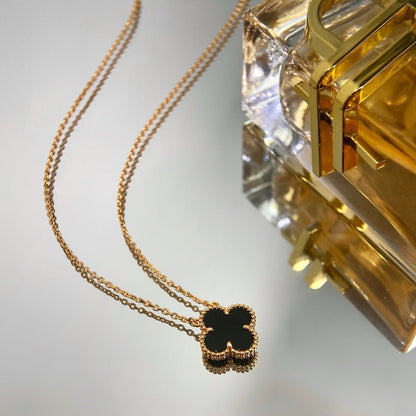 [BLUE TEARS]CLOVER 15MM BLACK ONYX SINGLE FLOWER NECKLACE
