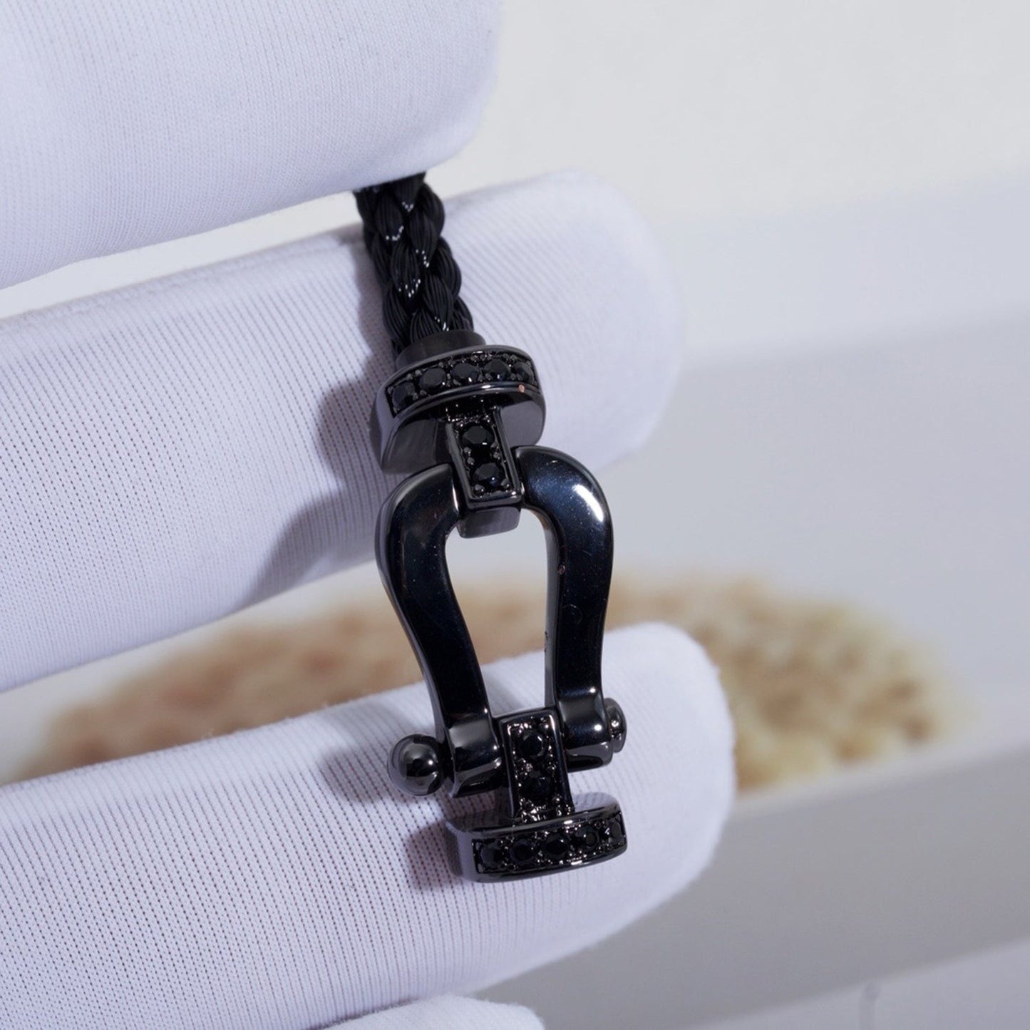 [BLUE TEARS]FORCE LARGE SERIES HORSESHOE BLACK SAMURAI BRACELET