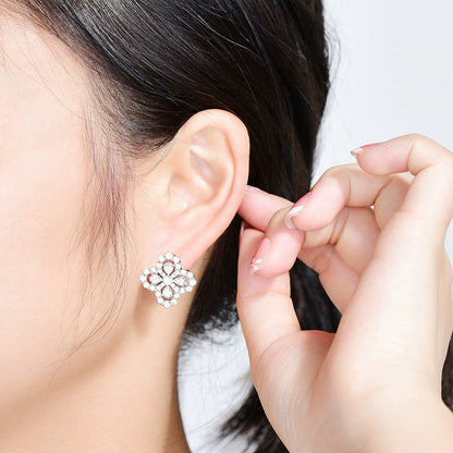 LOOP EARRINGS FULL MOTIF DIAMOND 16MM