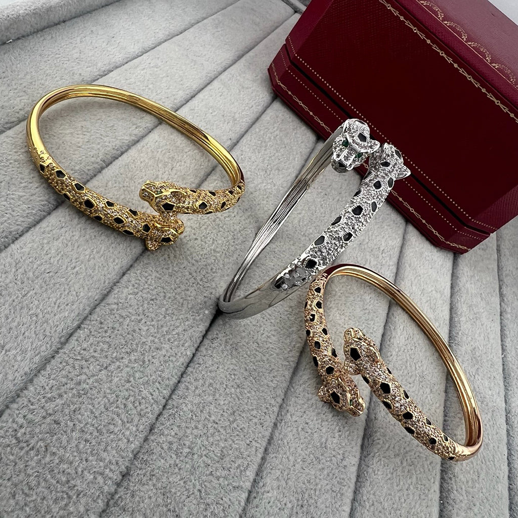 [Blue Tears Jewelry]PANTHERE DOUBLE HEADED HALF DIAMOND OPEN BRACELET