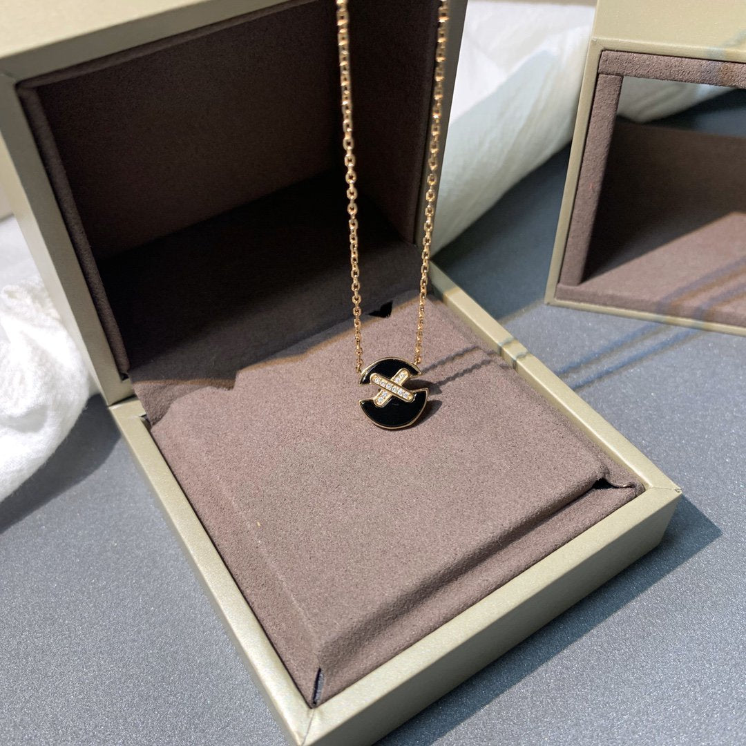 [BLUE TEARS]JEUX DE PINK GOLD DIAMOND NECKLACE