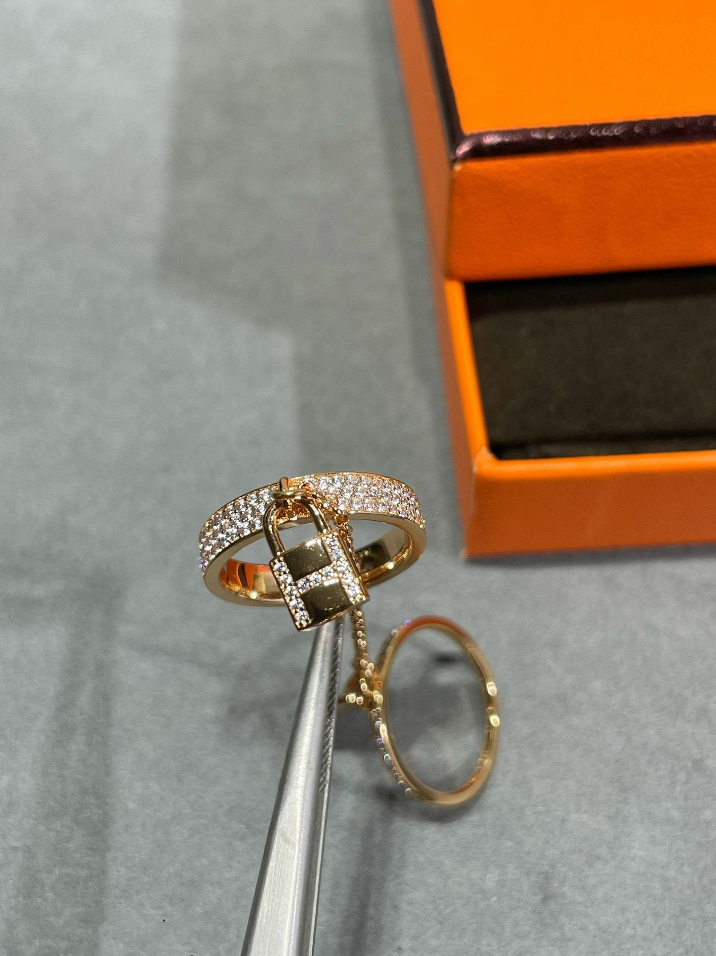 [BLUE TEARS]HM KELLY CLOCHETTE DOUBLE RING IN  WITH DIAMONDS
