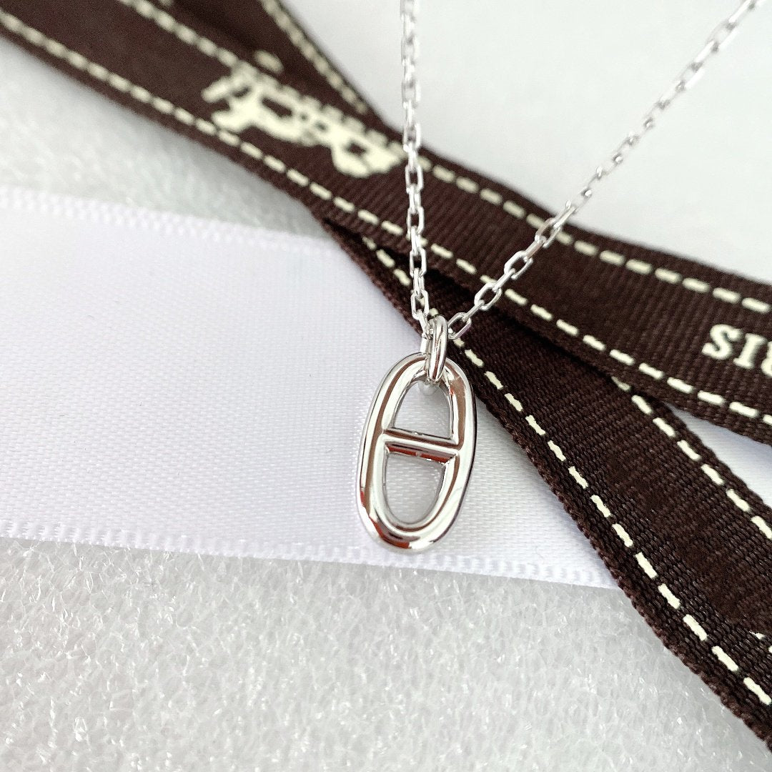 [BLUE TEARS]HM PIG NOSE NECKLACE