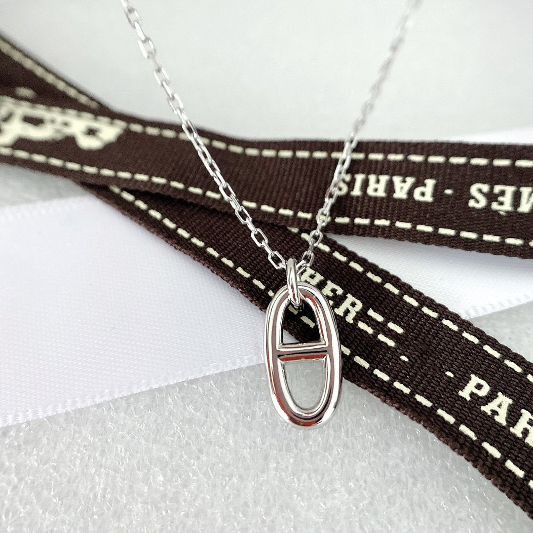 [BLUE TEARS]HM PIG NOSE NECKLACE