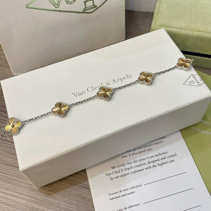 [BLUE TEARS]CLOVER  5 MOTIFS  CHRISTMAS LIMITED EDITION BRACELET