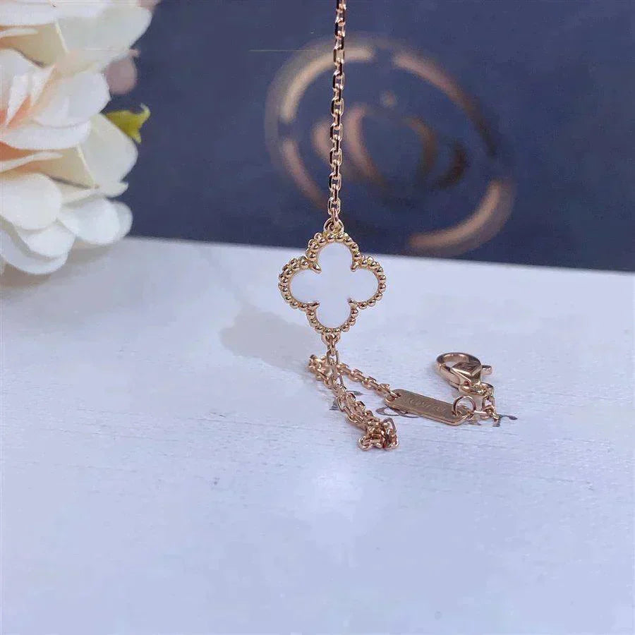 [BLUE TEARS]CLOVER WHITE MOP SINGLE FLOWER BRACELET