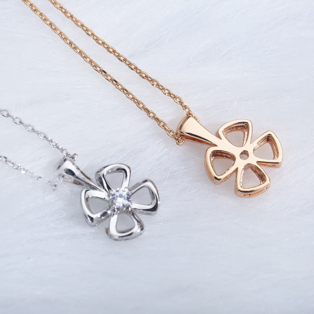 [BLUE TEARS]FIOREVER NECKLACE DIAMOND CENTER